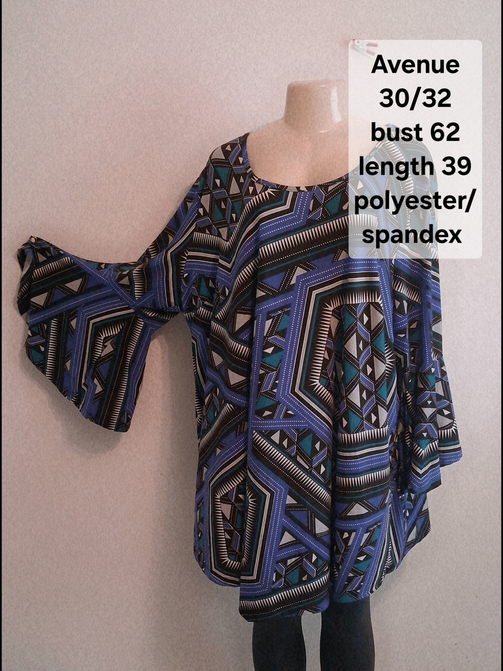 Avenue Blue & Black Geometric Bell-Sleeve Tunic